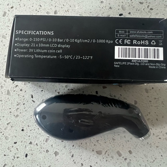 SAFELIFE Digital Tire Pressure Gauge - Picture 8 of 9